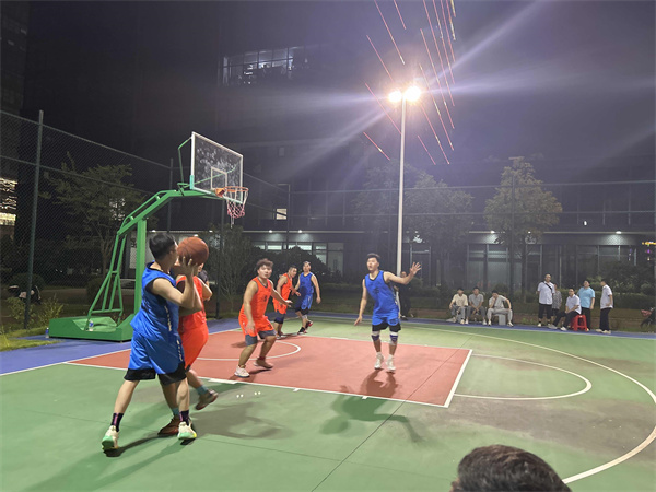 三恩时在低碳总部园中秋节篮球赛中勇夺冠军7